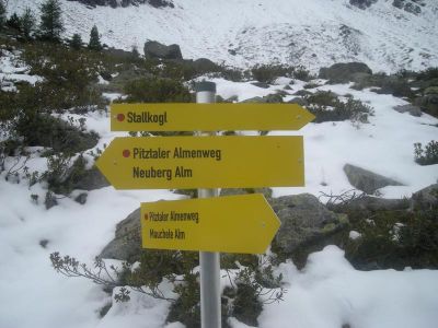 016-Wegweiser im Pitztaler Almenweg